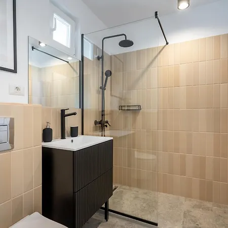 Appartement Luxury With Amazing Terrace Boekarest