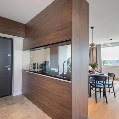 Luxury With Amazing Terrace Appartement Boekarest