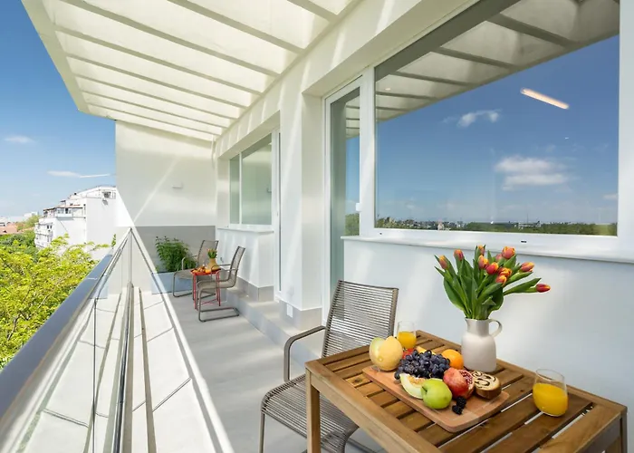 Luxury With Amazing Terrace Apartment Bucharest