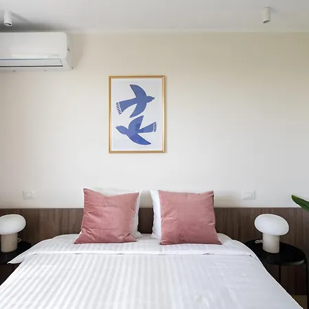 Luxury With Amazing Terrace * 布加勒斯特