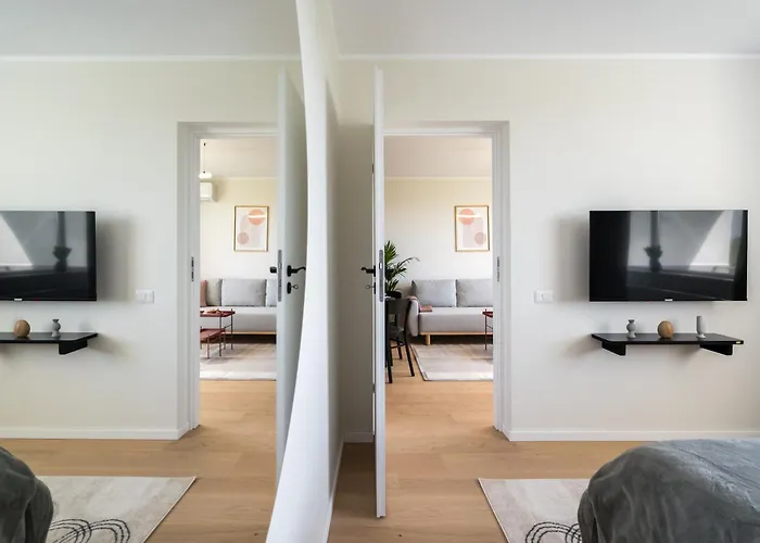 Luxury With Amazing Terrace 布加勒斯特