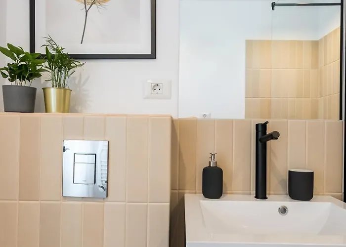 Апартаменти Luxury With Amazing Terrace *